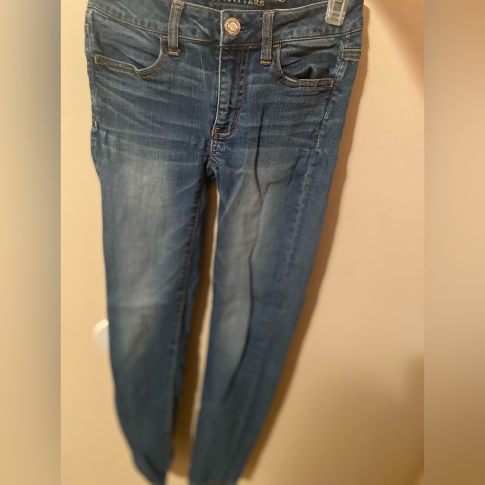 Size 00 american eagle skinny jeans